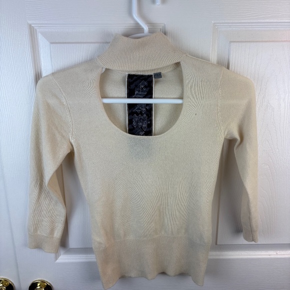 L.A.M.B. Gwen Stefani Cashmere Cut Out Ivory Sweater - Picture 1 of 7
